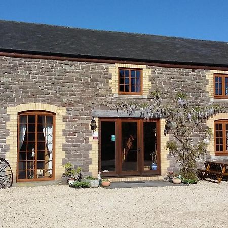 The Granary Bed and Breakfast Talgarth Exteriör bild